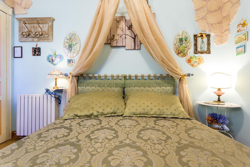 Bed And Breakfast A Casa Delle Fate Assisi Exteriér fotografie